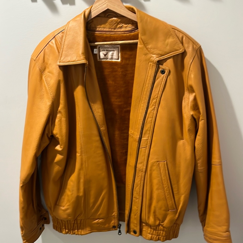 Men’s fur lined bomber leather jacket from Mexico